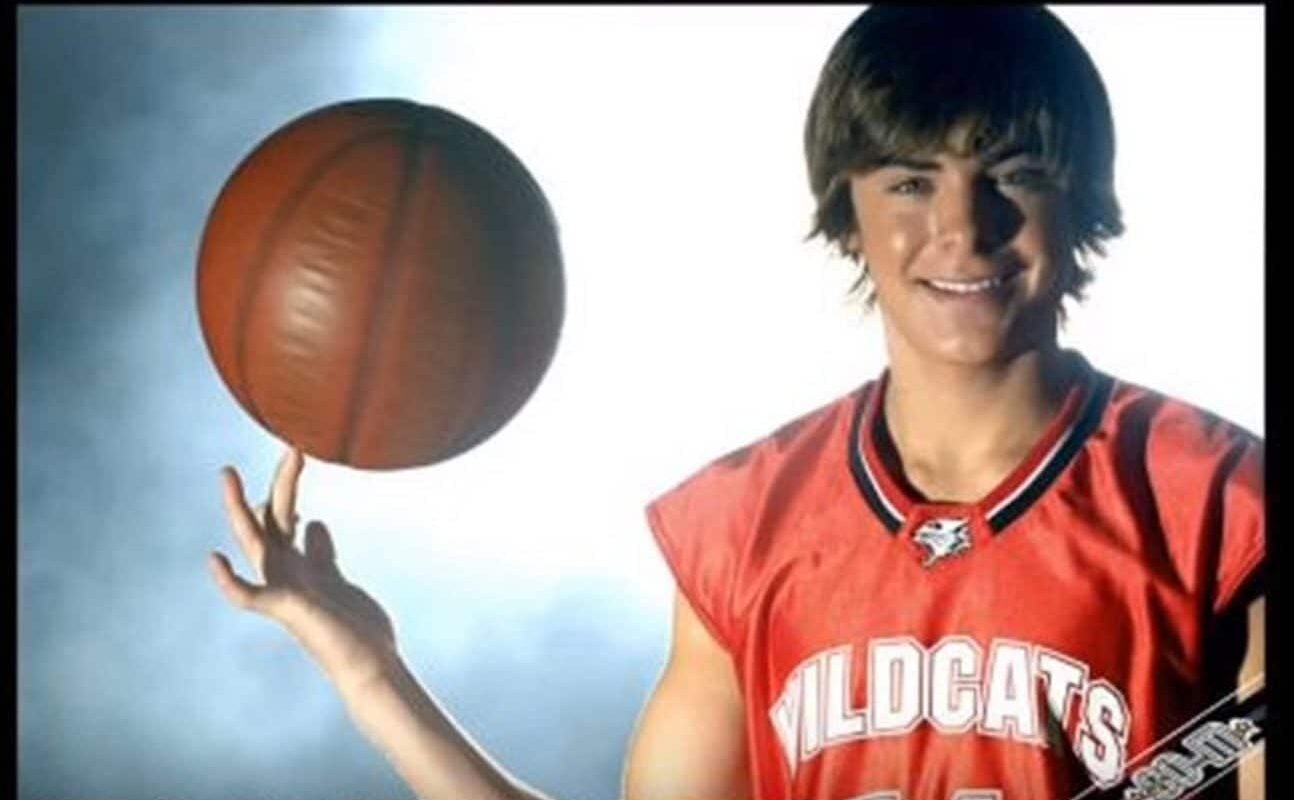 Był wielką GWIAZDĄ „High School Musical” i złamał serce niejednej NASTOLATCE! ZOBACZ jak dziś wygląda ZAC EFRON! To prawdziwy PRZYSTOJNIAK! (foto)
