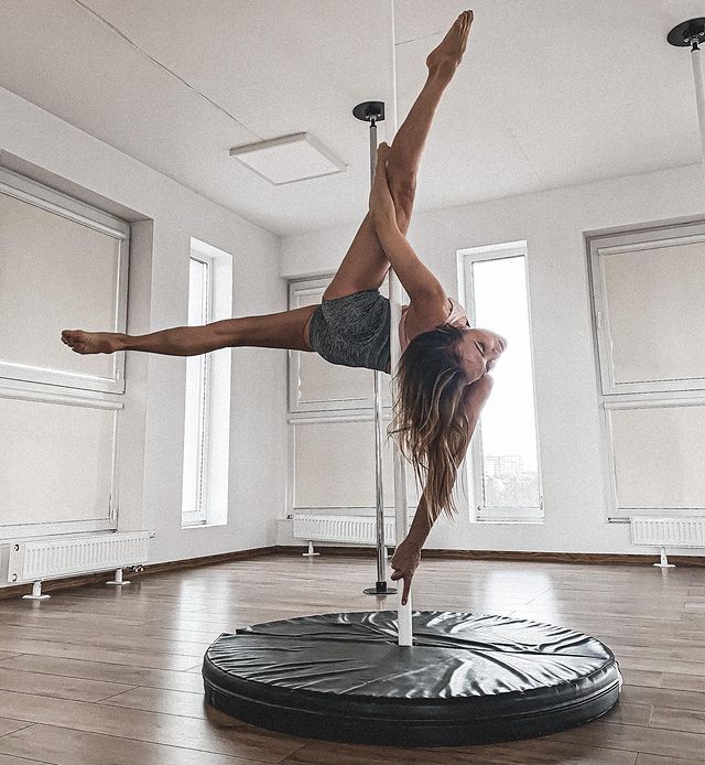 Ania Wendzikowska Podczas Treningu Pole Dance Przypadkiem Pokazała Za Dużo Foto Lalapalmalapl 8374