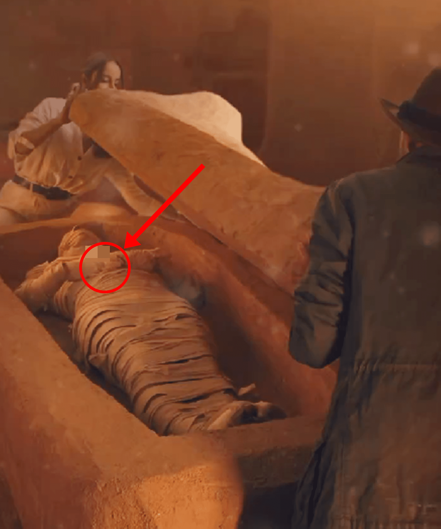 Otworzył sarkofag. Nie zgadniesz, CO mumia miała w dłoniach! [VIDEO]