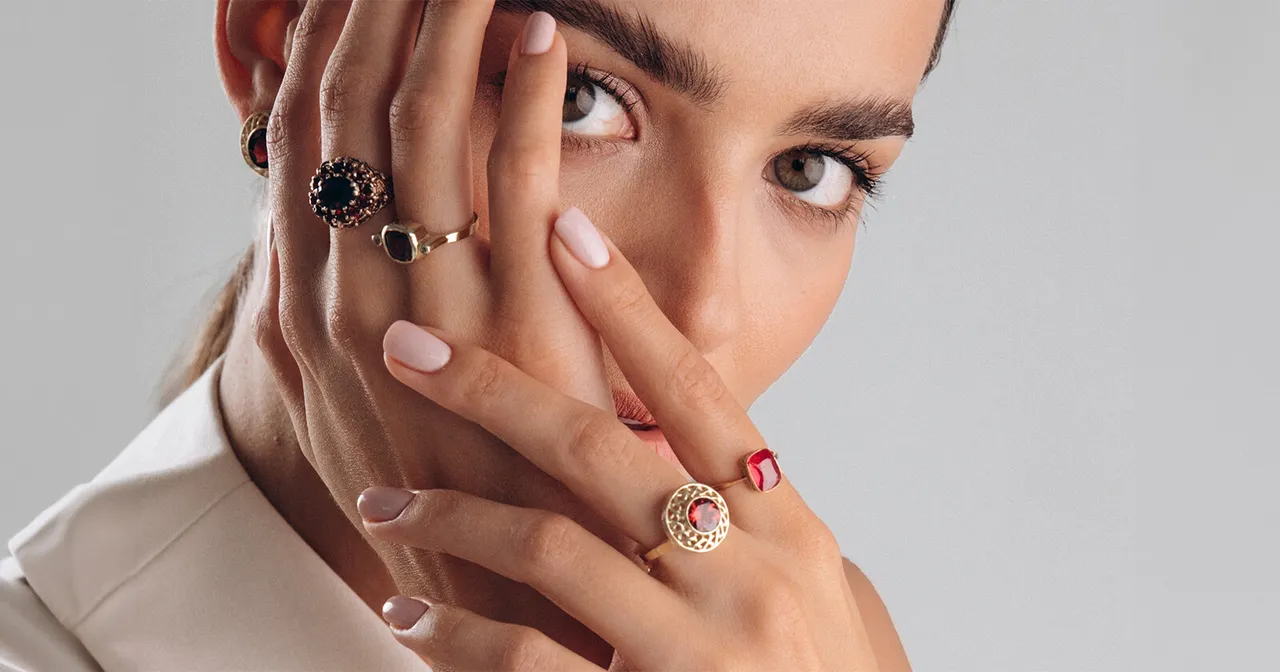 jaki kamień wybrać na pierścionek zaręczynowy